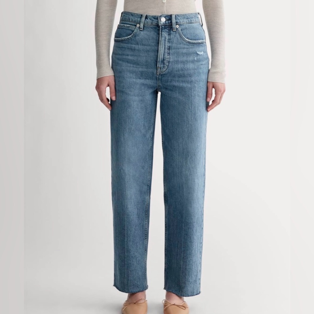 Everlane Women’s US 27 Way High Jeans Light Blue Distressed Straight Leg EUC